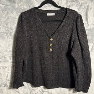 Retrology sweater women’s xl grayish black v neck